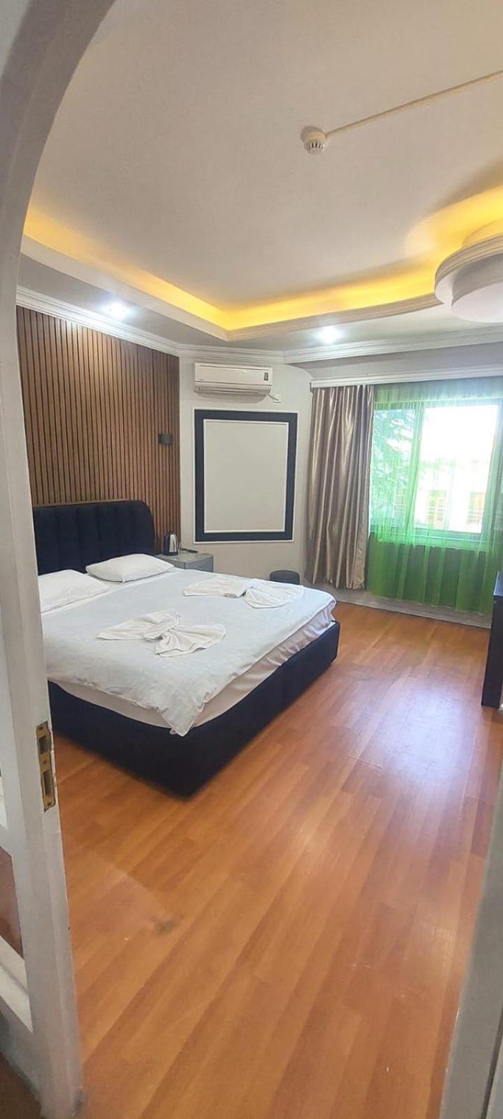 Metrepol Hotel Batum Dış mekan fotoğraf