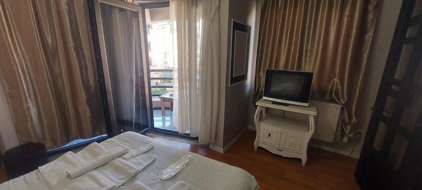 Metrepol Hotel Batum Dış mekan fotoğraf